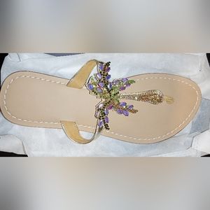 Women's size 8.5 Monrovia sandals